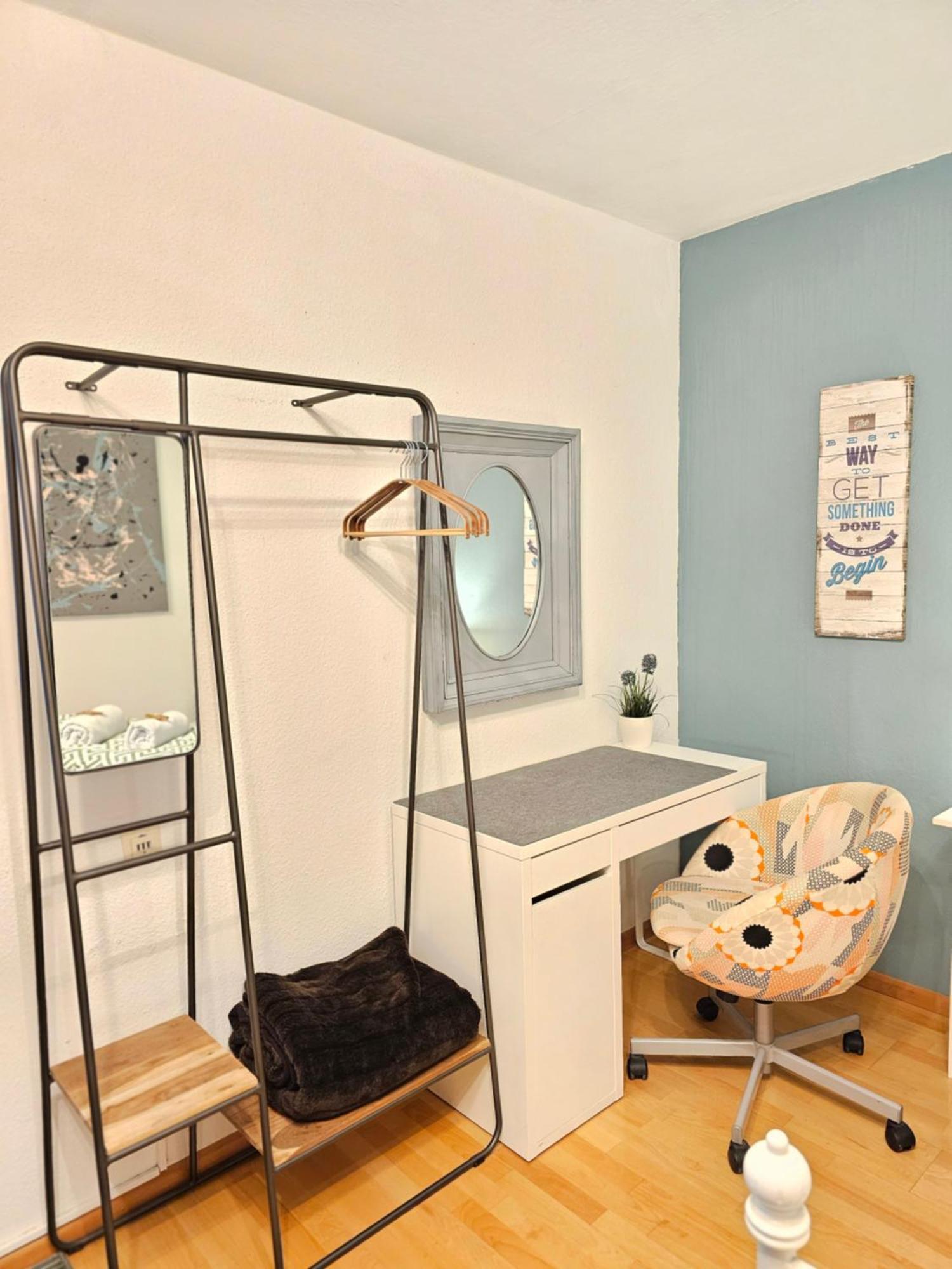 Doppelzimmer 2 I Geteiltes Bad & Kueche I Mit Dem Zug Nur 4 Min Bis Zum Hauptbahnhof Φράιμπουργκ Εξωτερικό φωτογραφία